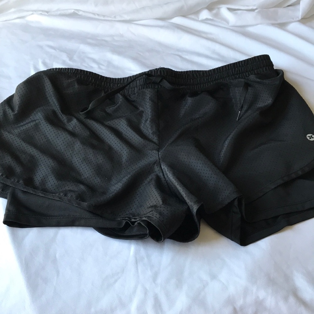 RBX women’s black double layer running shorts EUC size m